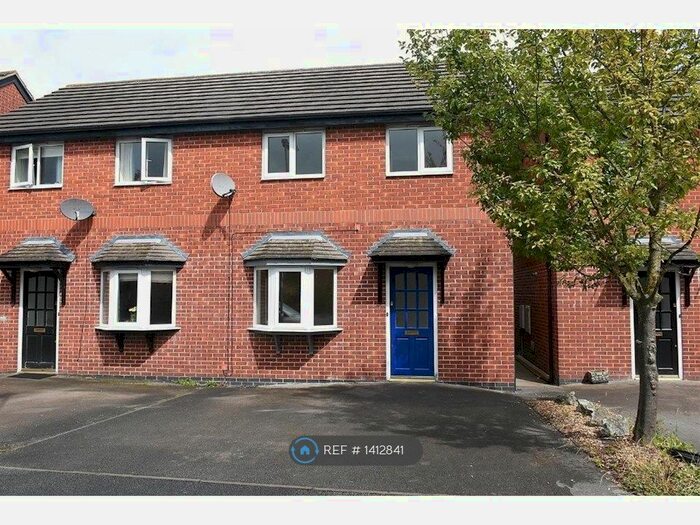 3 Bedroom Semi-Detached House To Rent In Verdin Street, Northwich, CW9