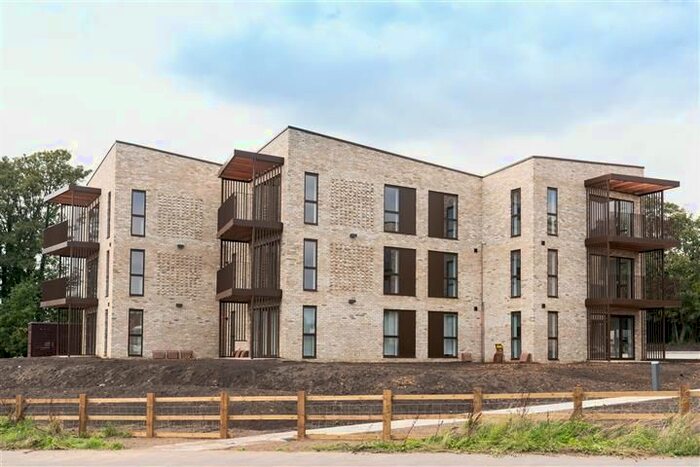 2 Bedroom Flat To Rent In Rocky Lane, Haywards Heath, RH16