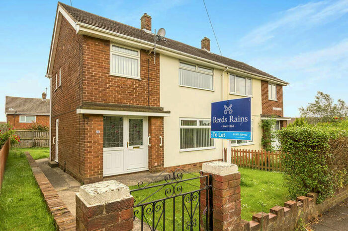 3 Bedroom Semi-Detached House To Rent In Stockerley Road, Consett, DH8