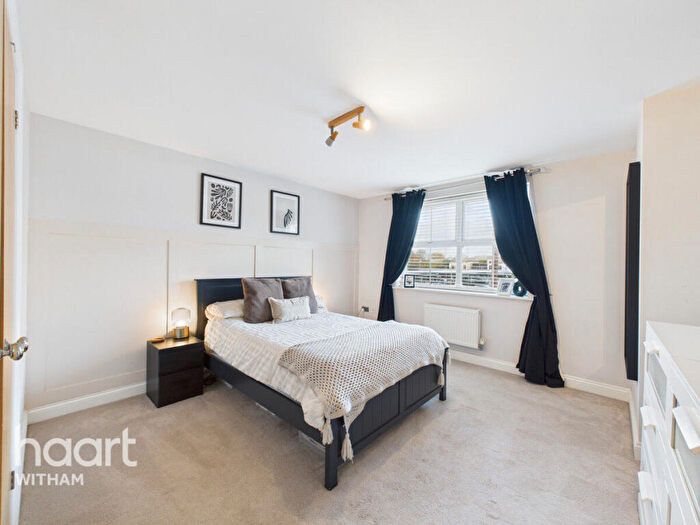 2 Bedroom Apartment For Sale In Richards Close, Witham, CM8