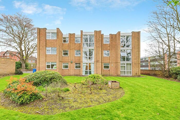 2 Bedroom Flat For Sale In Chester Road, Erdington, Birmingham, B24