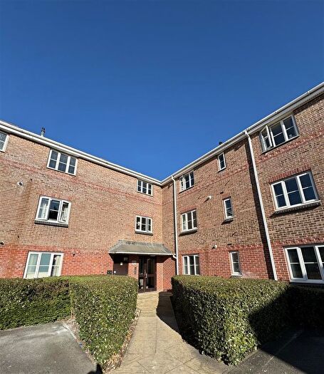 2 Bedroom Flat For Sale In Goldenleas Drive, Knighton Heath, Bournemouth, BH11