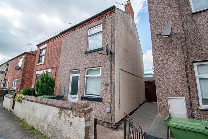 2 Bedroom Property To Rent In Beighton Street, Ripley, DE5