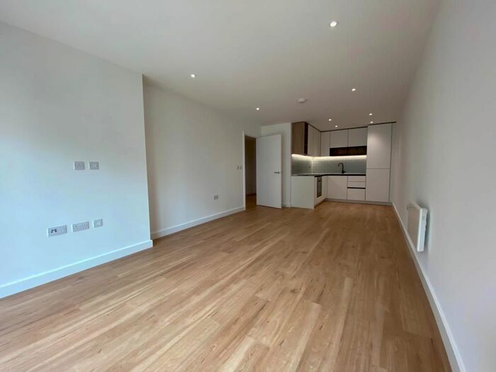 2 Bedroom Flat To Rent In Fermont House, Beaufort Park, Colindale, London, NW9