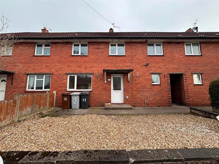 3 Bedroom Terraced House To Rent In Southbank Grove, Congleton, CW12