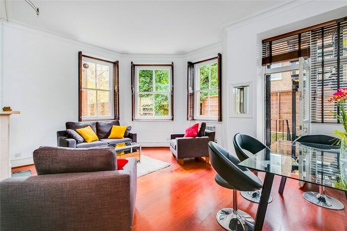 2 Bedroom Flat To Rent In Drayton Court, Drayton Gardens, London, SW10