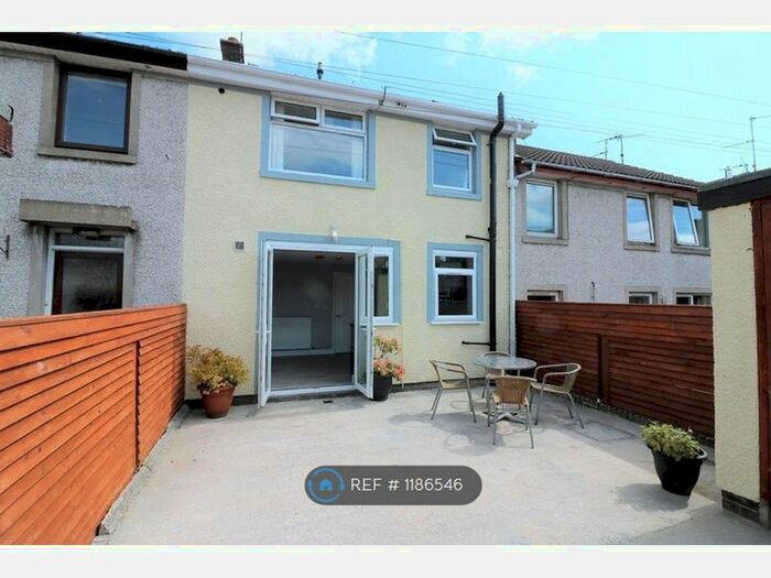 3 Bedroom Terraced House To Rent In Victoria Park, Banbridge BT32