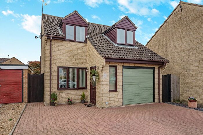 3 Bedroom Detached House For Sale In Pheasant Way, Cirencester, Gloucestershire, GL7