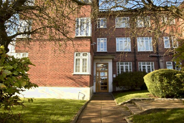 2 Bedroom Flat To Rent In Kings Drive, Wembley, London, HA9