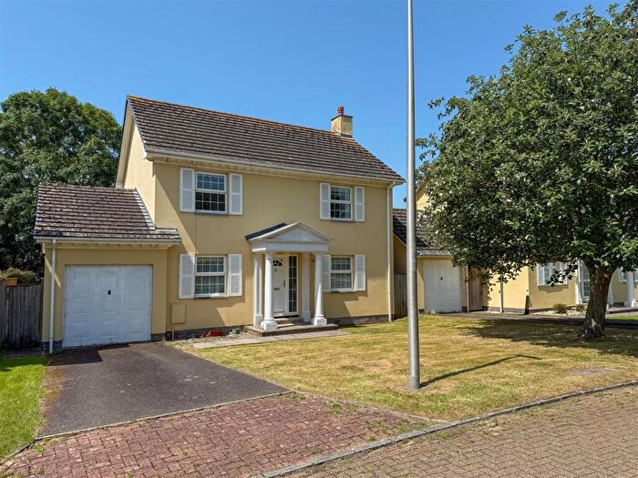 4 Bedroom Detached House For Sale In Lower Cross Road, Bickington, EX31