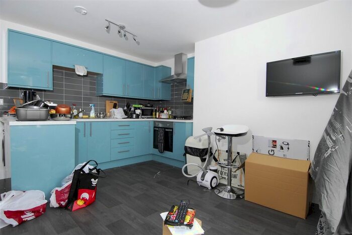 1 Bedroom Flat To Rent In Quaker Lane, Flat, Plymouth, PL3