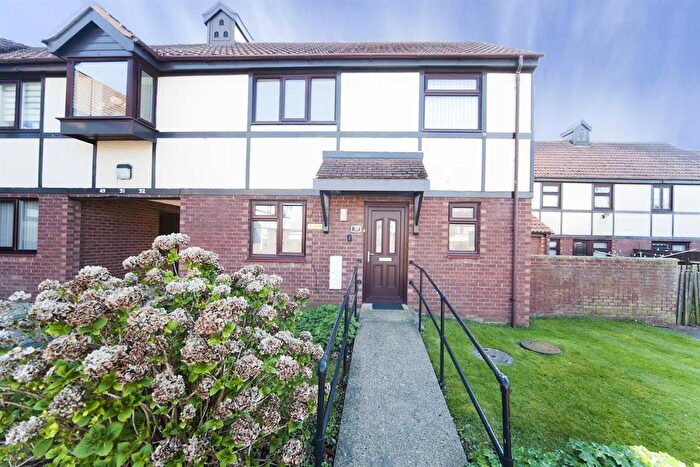 1 Bedroom Flat For Sale In The Sycamores, Hartlepool, TS25