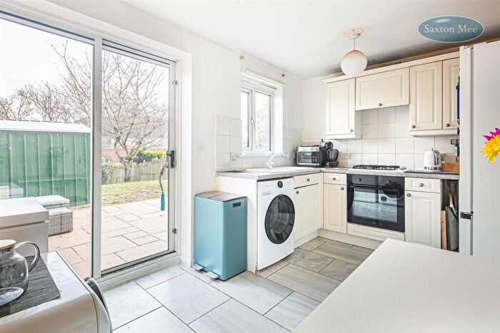 2 Bedroom Semi-Detached House For Sale In Fretson Road South, Sheffield, S2