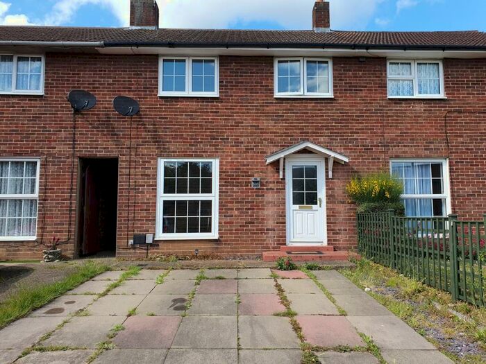 3 Bedroom Terraced House To Rent In Howlands, Welwyn Garden City, AL7