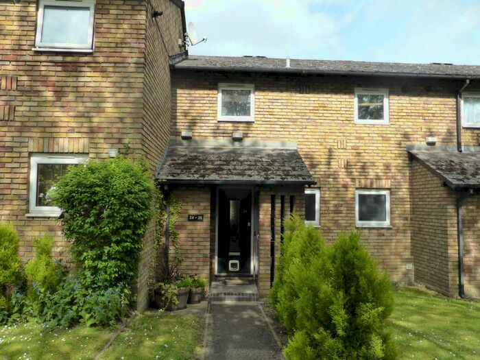 1 Bedroom Maisonette To Rent In Bridgemead, Frimley, Surrey, GU16