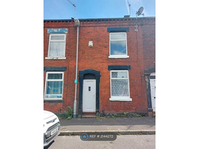 2 Bedroom Terraced House To Rent In Raper Street, Oldham, OL4