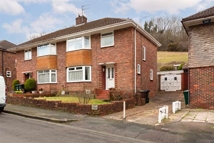 3 Bedroom Semi-Detached House For Sale In Ashurst Road, Brighton, BN2