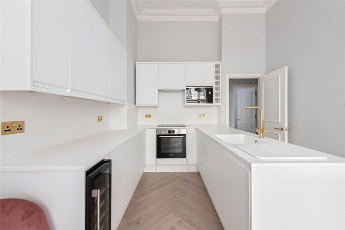 1 Bedroom Flat For Sale In Lexham Gardens, Kensington, W8