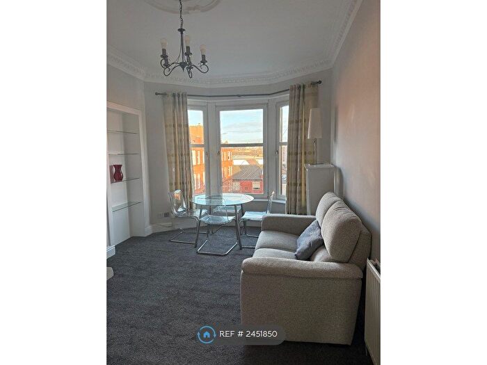 1 Bedroom Flat To Rent In Apsley Street, Glasgow, G11