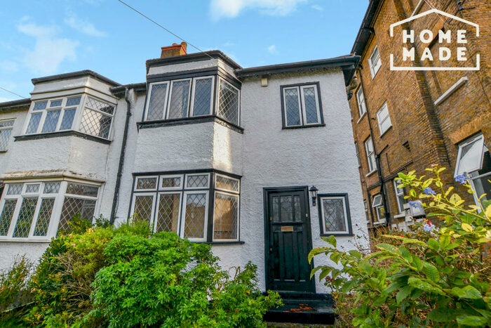 3 Bedroom Semi-Detached House To Rent In Deanfield Gardens, St Peter's Road, CR0