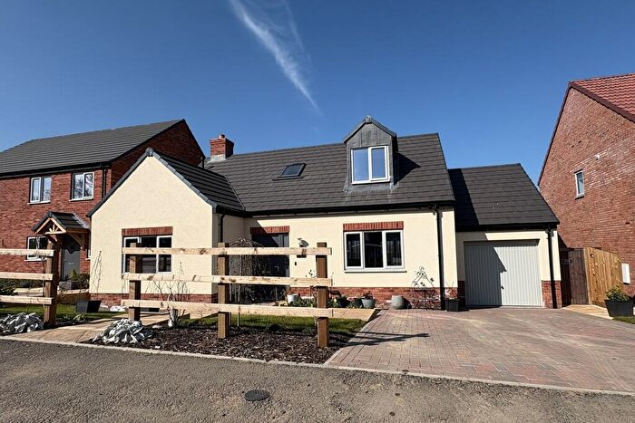 3 Bedroom Detached Bungalow For Sale In Paulson Close, Frisby On The Wreake, LE14