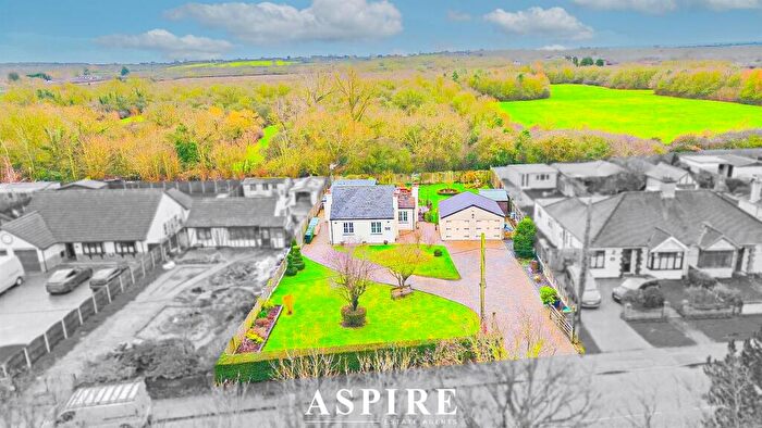 3 Bedroom Detached Bungalow For Sale In Burnt Mills Road, Basildon, SS13