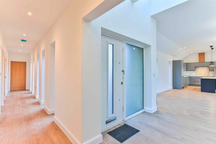 3 Bedroom Detached Bungalow For Sale In High Street, Cranford, Kettering, NN14