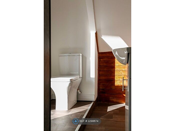 1 Bedroom Flat To Rent In Coolinge Road, Folkestone, CT20