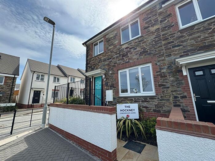 2 Bedroom Semi-Detached House To Rent In Alexanders Avenue, St Austell, PL25