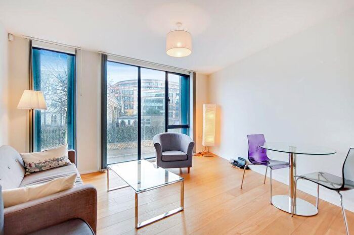 2 Bedroom Flat For Sale In Lisson Grove, London, NW1