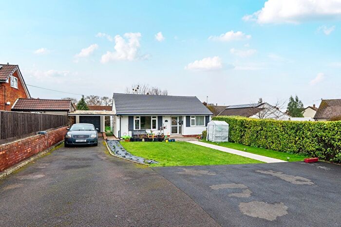 3 Bedroom Detached Bungalow For Sale In New Road, Trull, TA3