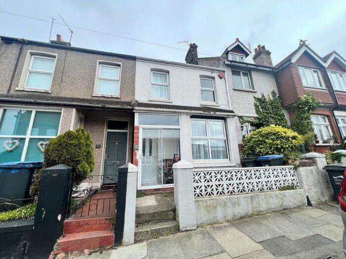 3 Bedroom Terraced House To Rent In College Road, Margate, CT9