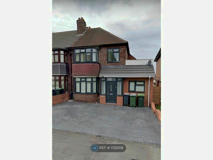 3 Bedroom Semi-Detached House To Rent In Landswood Road, Oldbury, B68