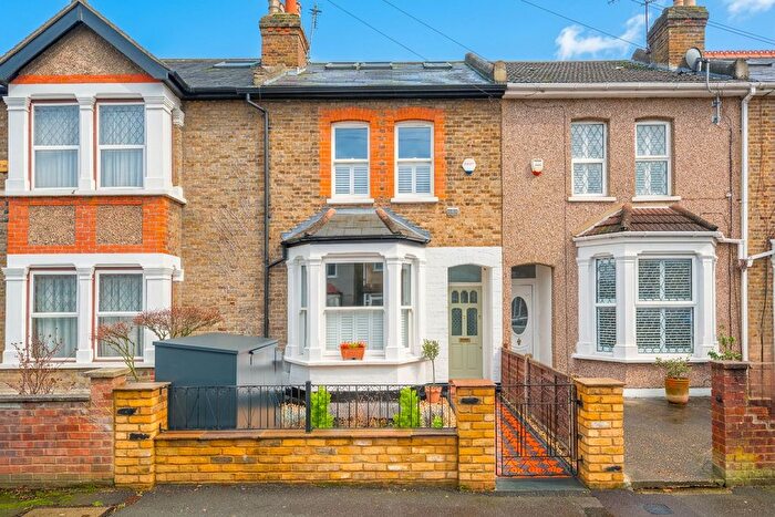 5 Bedroom Terraced House For Sale In Park Road, Hounslow, TW3