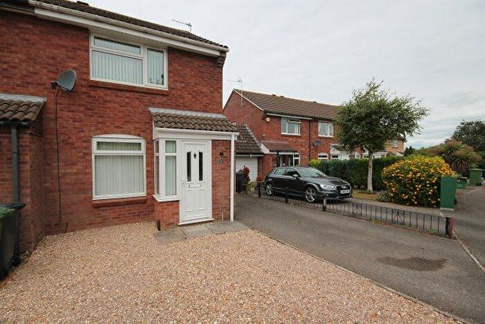 2 Bedroom Property To Rent In Yate, Bristol, BS37