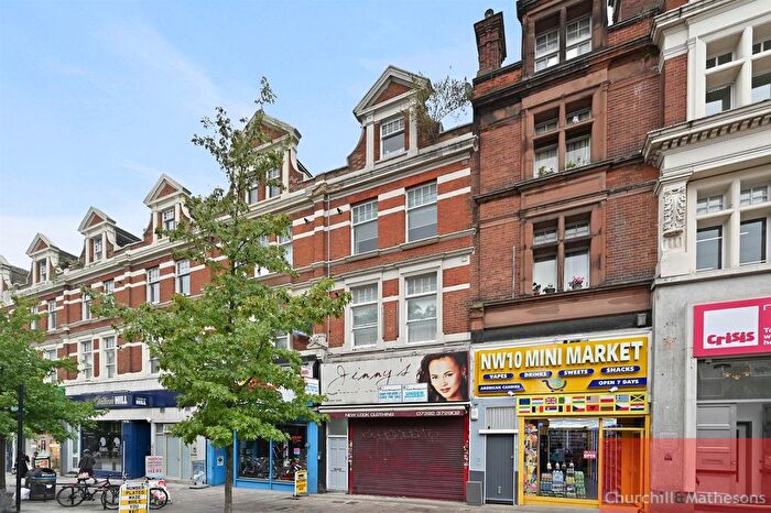 2 Bedroom Flat For Sale In High Street, London, NW10