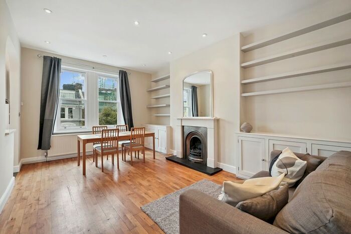 2 Bedroom Flat To Rent In Sinclair Road, London, W14