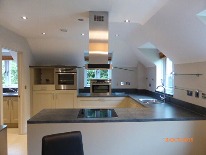 2 Bedroom Apartment To Rent In Wray Common Road, Reigate, RH2