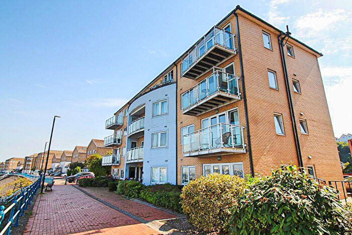 2 Bedroom Apartment To Rent In Ty Charlotte, Marconi Avenue, Penarth, CF64