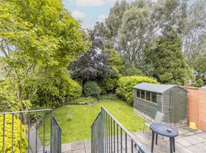 6 Bedroom House To Rent In Braemar Avenue, Bristol, BS7