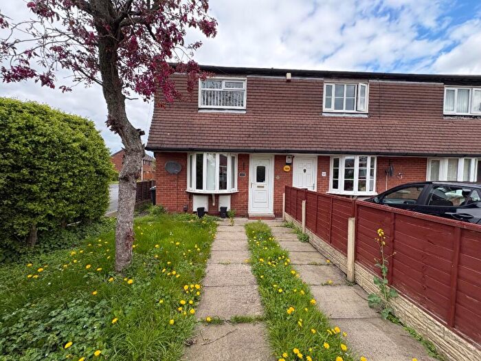 2 Bedroom Semi Detached House To Rent In Beech Avenue, Droylsden, Manchester, M43