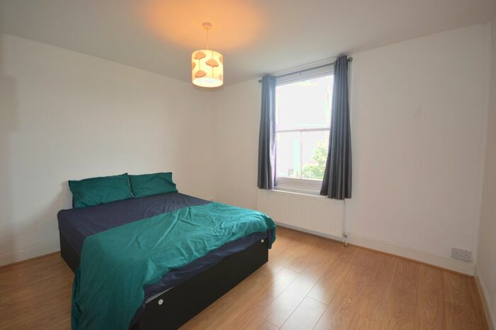1 Bedroom Flat To Rent In Hammersmith Grove, Hammersmith, W6