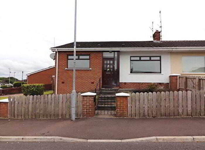 3 Bedroom Semi-Detached Bungalows For Sale In Addison Park, Lisburn, BT28