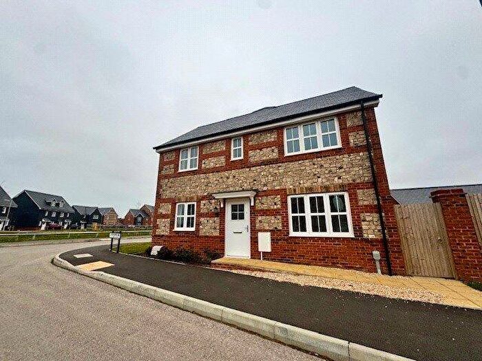 3 Bedroom House For Sale In Manor Road, Selsey, Chichester, West Sussex, PO20