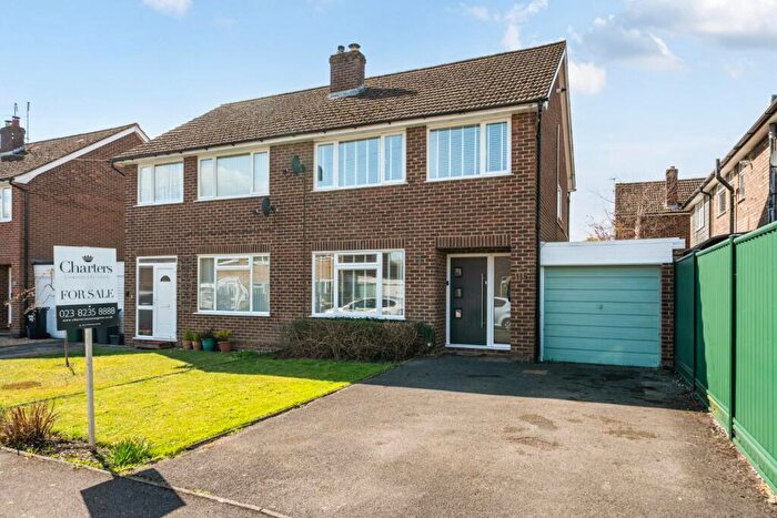 3 Bedroom Semi Detached House For Sale In Heathlands Road, Chandler's Ford, Eastleigh, Hampshire, SO53