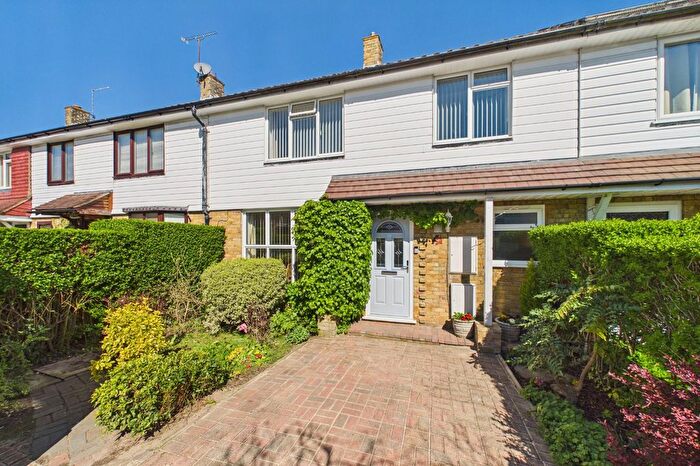 3 Bedroom Terraced House For Sale In Anneforde Place, Bracknell, Berkshire, RG42