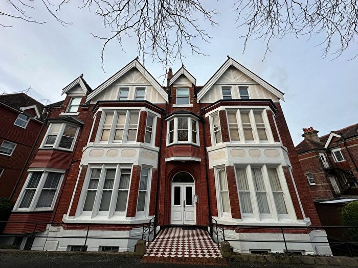 4 Bedroom Flat To Rent In St. Johns Road, Eastbourne, BN20