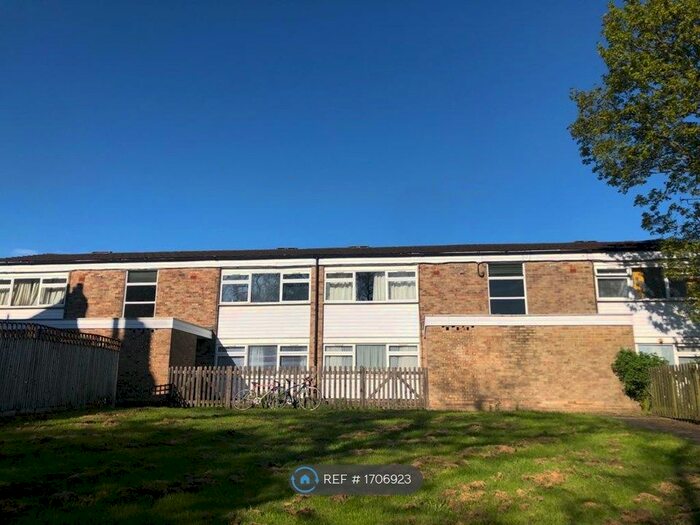 2 Bedroom Flat To Rent In New Beverley House, Canterbury, CT2