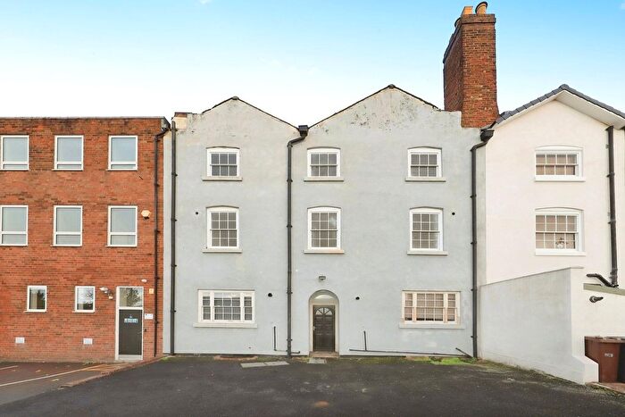 5 Bedroom Terraced House For Sale In George Street, Wolverhampton, West Midlands, WV2