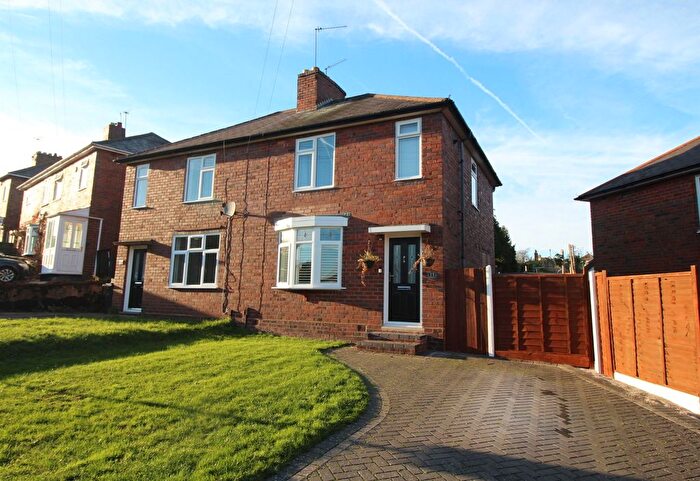 2 Bedroom Semi Detached House For Sale In Grove Avenue, Halesowen, B63